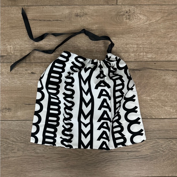 •Unlisted• - Picture 10 of 11